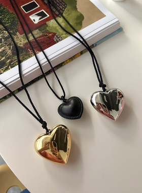 韩国fever同款黑色皮革爱心吊坠项链黑绳金色银色金属桃心锁骨链