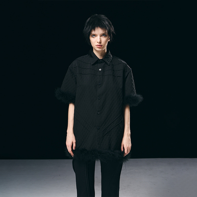 黑色毛边立体线衬衣短袖