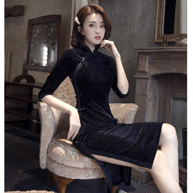 金丝绒旗袍女秋冬2021新款黑色高端高贵长袖年轻款气质改良连衣裙