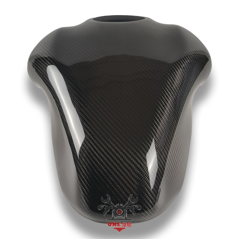 KawasakiZ900碳纤维改装