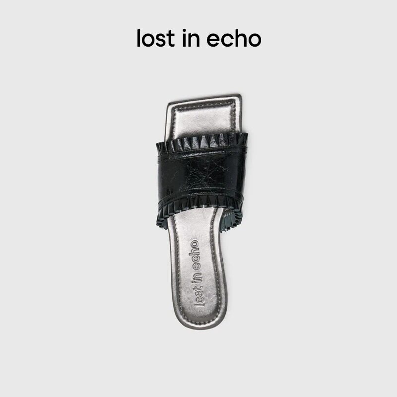 lostinecho一片式百褶平跟凉拖