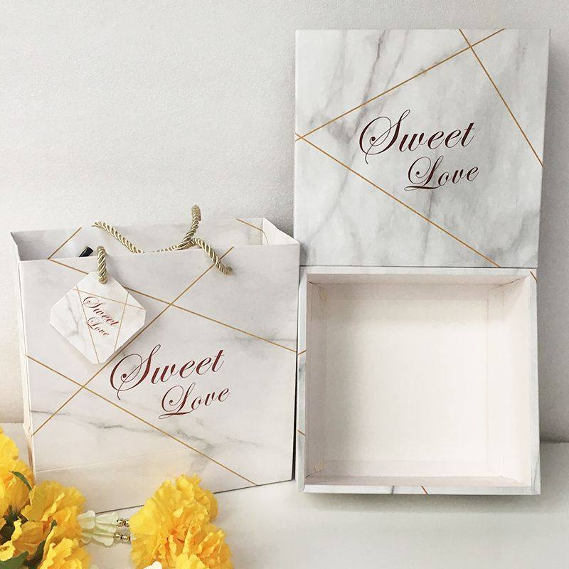 大礼物盒回礼零食伴手礼结婚喜糖盒礼品盒可装烟手提袋礼厂家包邮,节庆用品/礼品,糖盒/糖盒配件,淘宝优惠券,粉丝福利购,淘宝优惠卷