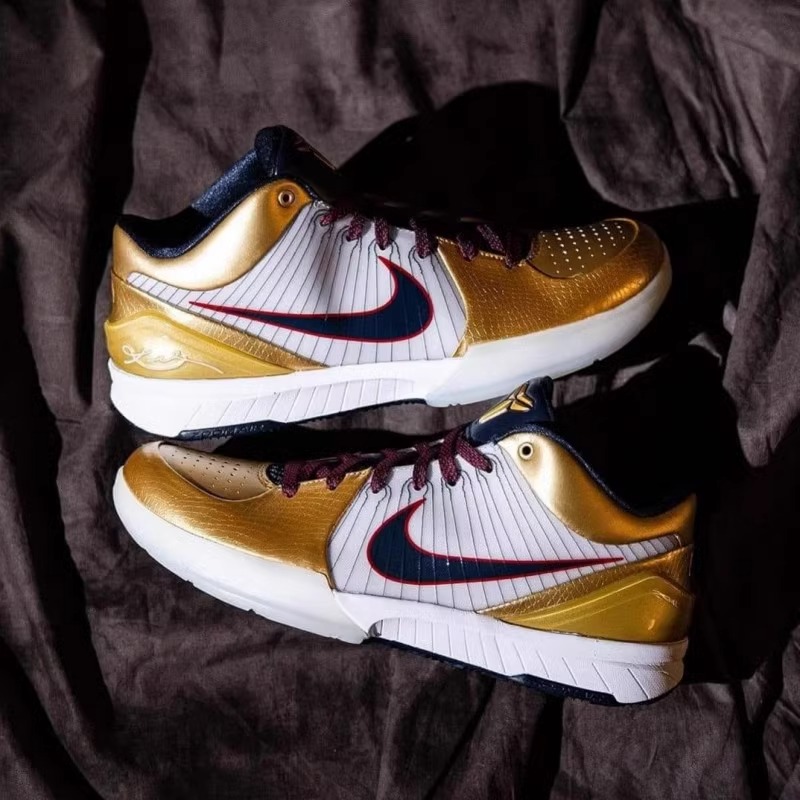 Nike耐克Kobe4科比4篮球鞋金牌