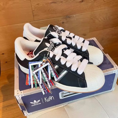 Adidas阿迪达斯Korn联名男女板鞋