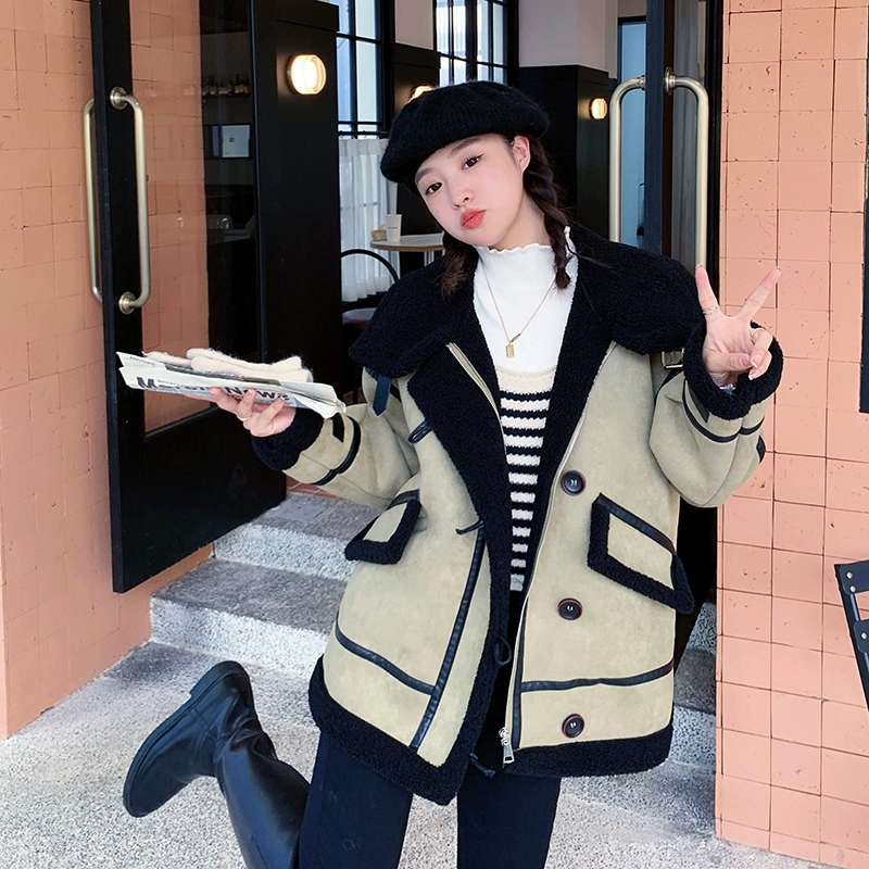 撞色拼接皮毛一体保暖上衣女冬麂皮绒羊羔毛短外套优雅风女士冬季