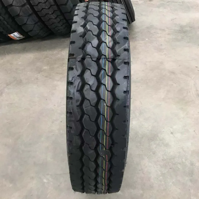 全钢卡车轮胎900/1000R20 1100/1200r20 11/12/13R22.5货车真空胎
