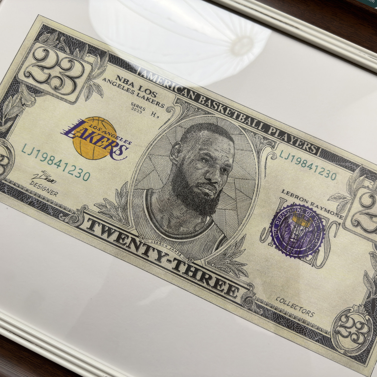 湖人队詹姆斯纪念钞版画钟月鸟原创设计a3尺寸配画框