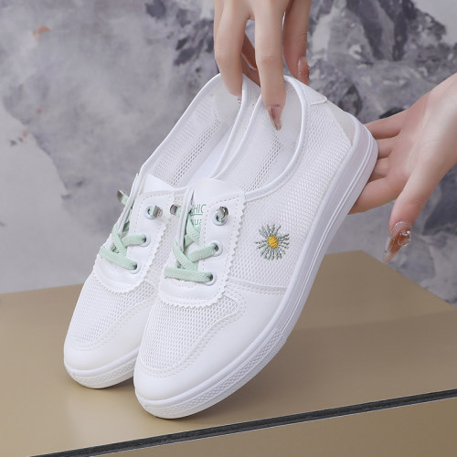 网红小白鞋女2026年夏季新款平底百搭网鞋舒适透气镂空网面女鞋子