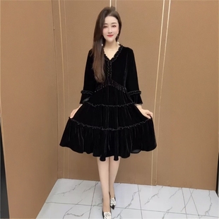 秋季新款金丝绒黑色连衣裙木耳边拼接钉珠遮肚显瘦时尚气质中长裙