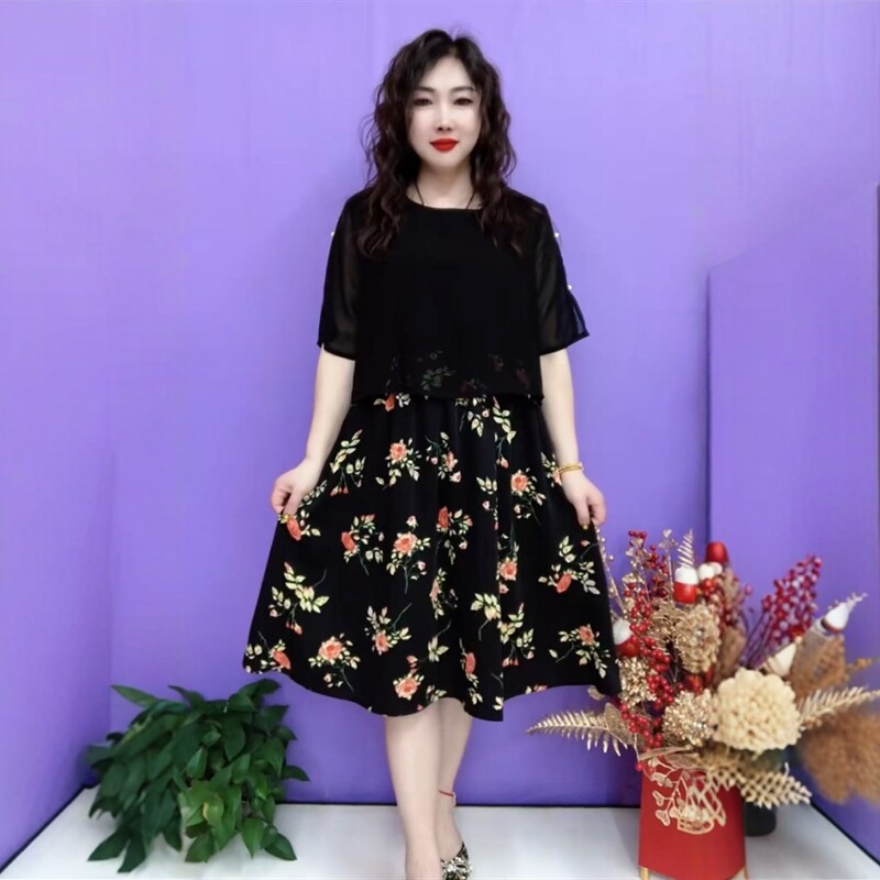 夏季新款假两件拼接连衣裙宽松遮肚显瘦时尚洋气减龄中长款碎花裙