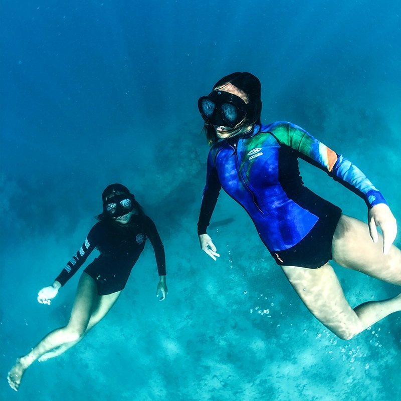 axesea 2mm wetsuit 湿衣女环保水基氯丁橡胶cr防寒冲浪服潜水服