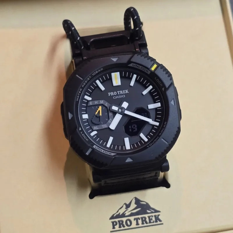 正品卡西欧Casio PRO TREK太阳能蓝牙户外男女手表多功能LED防水
