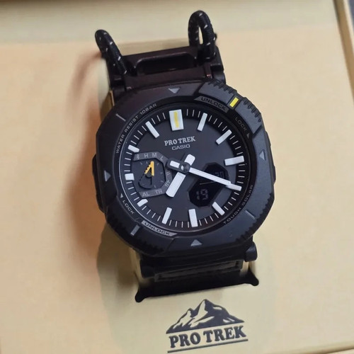 正品卡西欧Casio PRO TREK太阳能蓝牙户外男女手表多功能LED防水