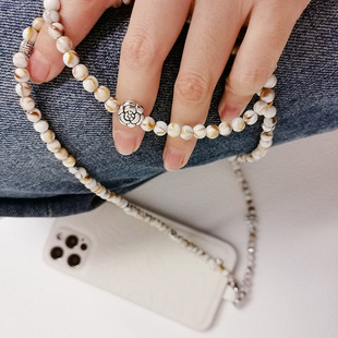 高级感手机链条长斜跨花朵仿贝串珠钥匙手腕绳墨镜链条时尚 手工串