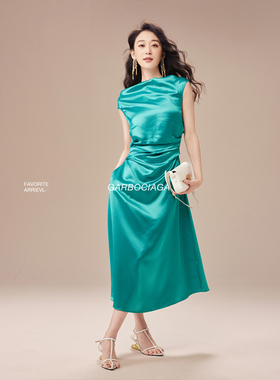 Garbociaga龍喜儿 版型好到爆 醋酸缎面斜裁褶皱无袖连衣裙4131