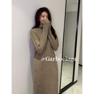 Garbociaga龙喜儿 浓郁生巧 羊毛羊驼混纺长裙高领针织连衣裙1275