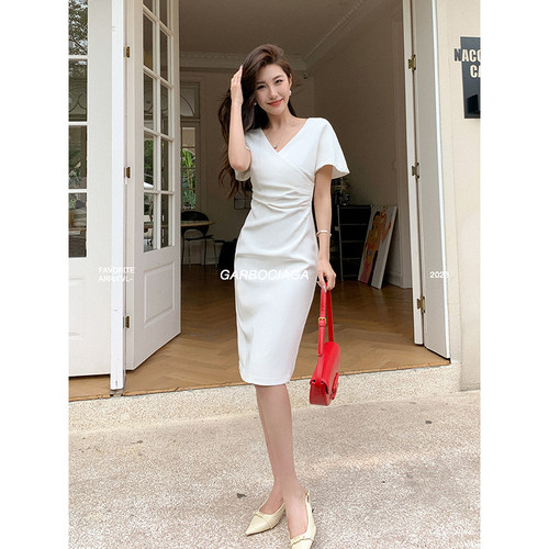 v领真丝收腰打底捏褶高腰连衣裙