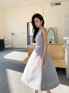 【进口限定】龍喜儿 玫瑰大女主 高级V领收腰显瘦大摆连衣裙 2309