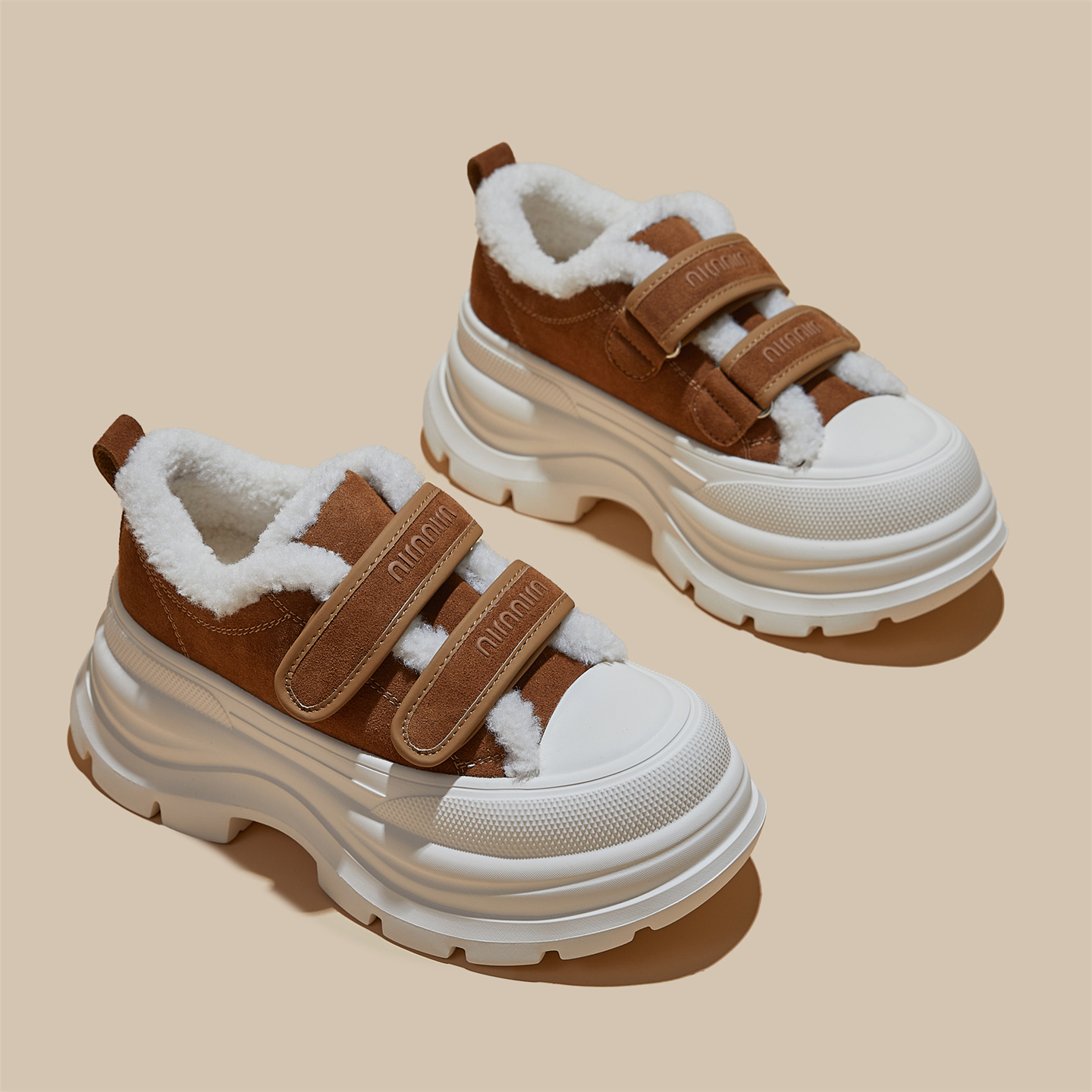 厚底加绒小白鞋女冬季休闲棉鞋子