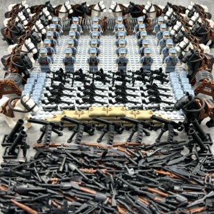 儿童益智玩具八路军骑兵团国军大炮基地军事美军伞兵人仔拼装积木