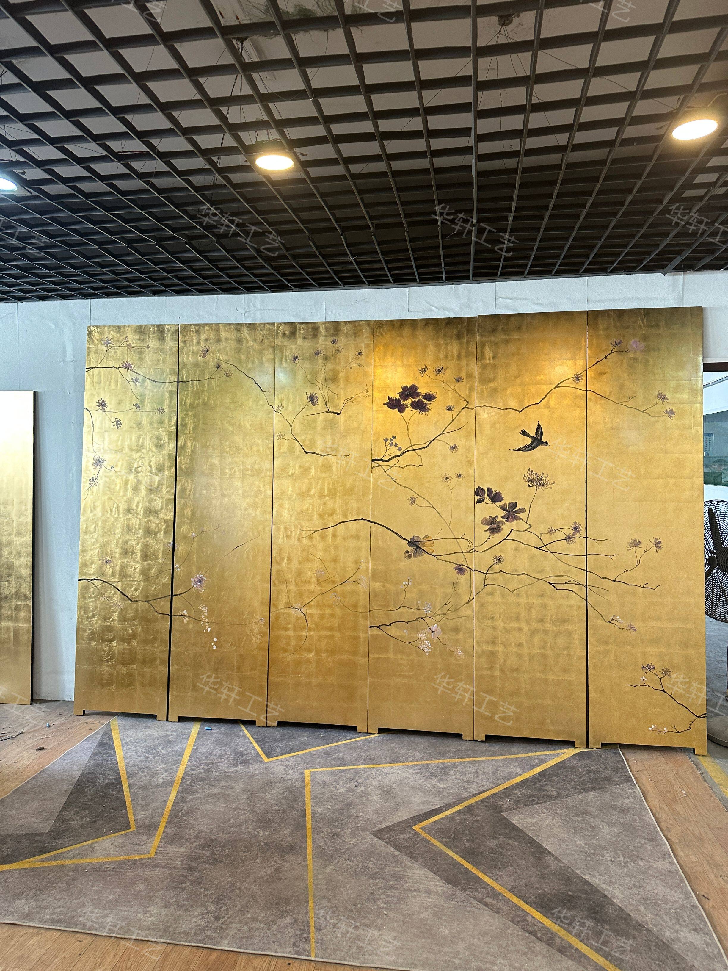 定制婚纱摄影背景手绘漆画金箔屏风隔断移动新中式风格复古做旧画