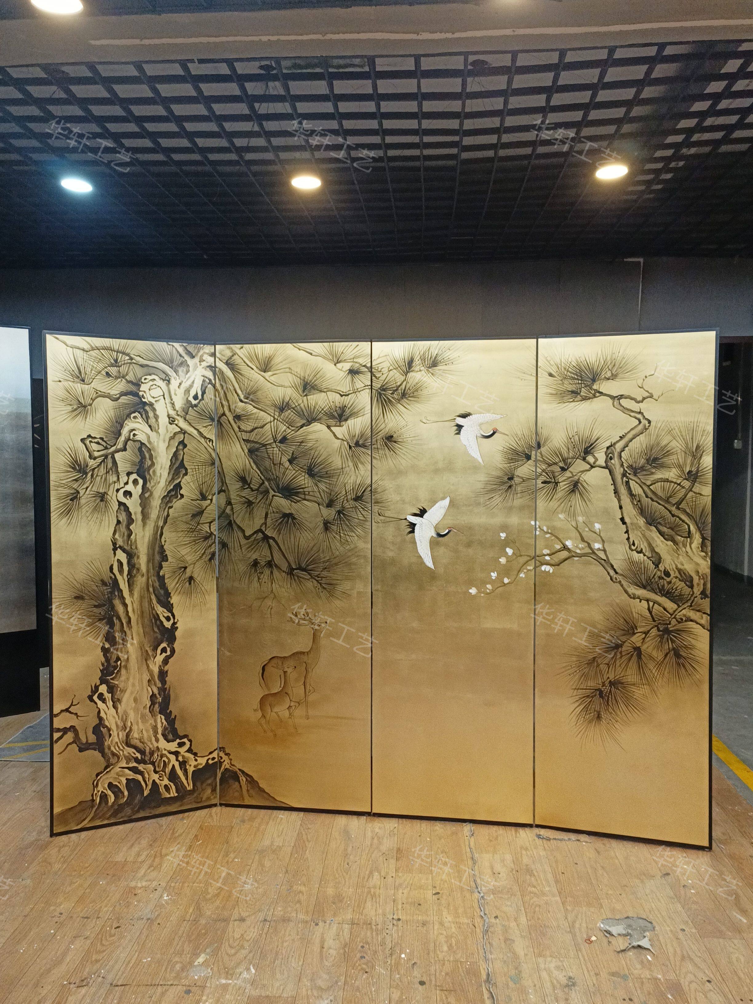 可定制手绘金箔松树中古屏风松树仙鹤画客厅摄影折叠隔断茶室漆画