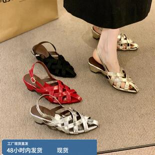 银色中高跟编织镂空包头凉鞋女外穿夏季法式尖头红色配裙罗马凉鞋
