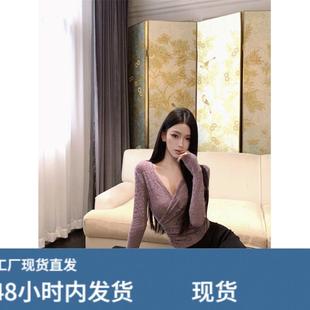 纯欲辣妹性感女人味V领蕾丝针织衫秋冬成熟韵味掐腰修身长袖上衣