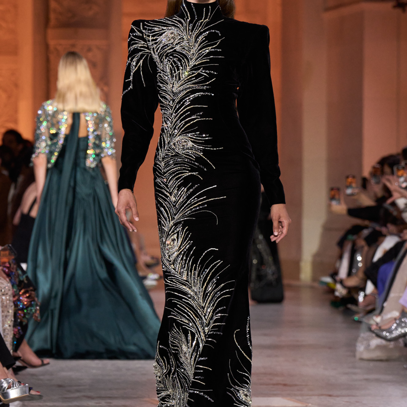 Zuhair Murad 秋冬款黑色丝绒高领长袖红毯年会生日妈妈装晚礼服