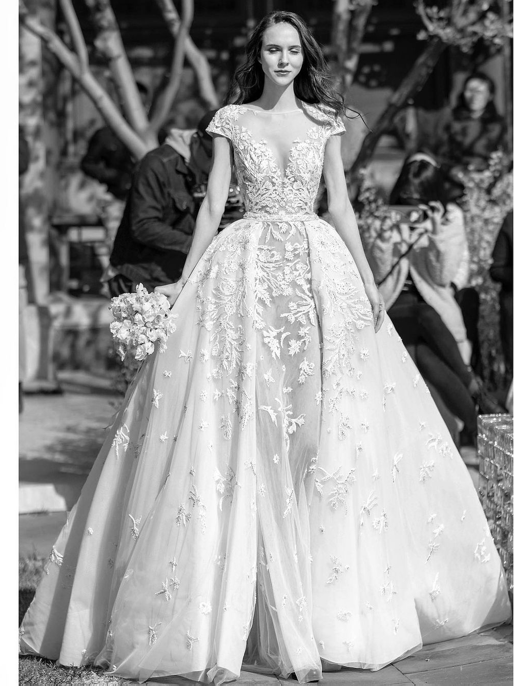 Zuhair murad champagne short -sleeved embroidered lace nails fake two -piece bride wedding wedding wedding dress
