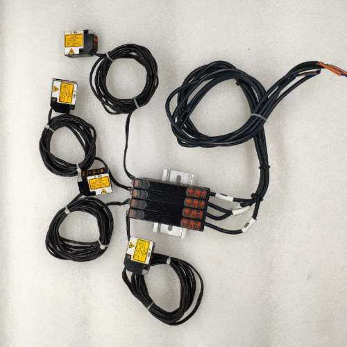 正品 激光传感器 E3C-LDA11 E3C-LD11 原厂