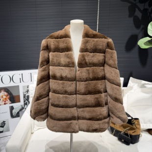 贝加清晨 进口雷克斯獭兔毛皮草外套女冬中长款廓版v冬