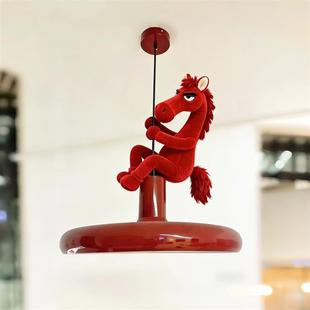 红色小马新年装饰吊灯挂件2026马年吉祥物玩偶喜庆氛围创意小挂饰