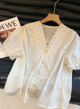蕾丝花边V领刺绣亚麻衬衫女夏季2025年新款温柔气质显瘦系扣上衣