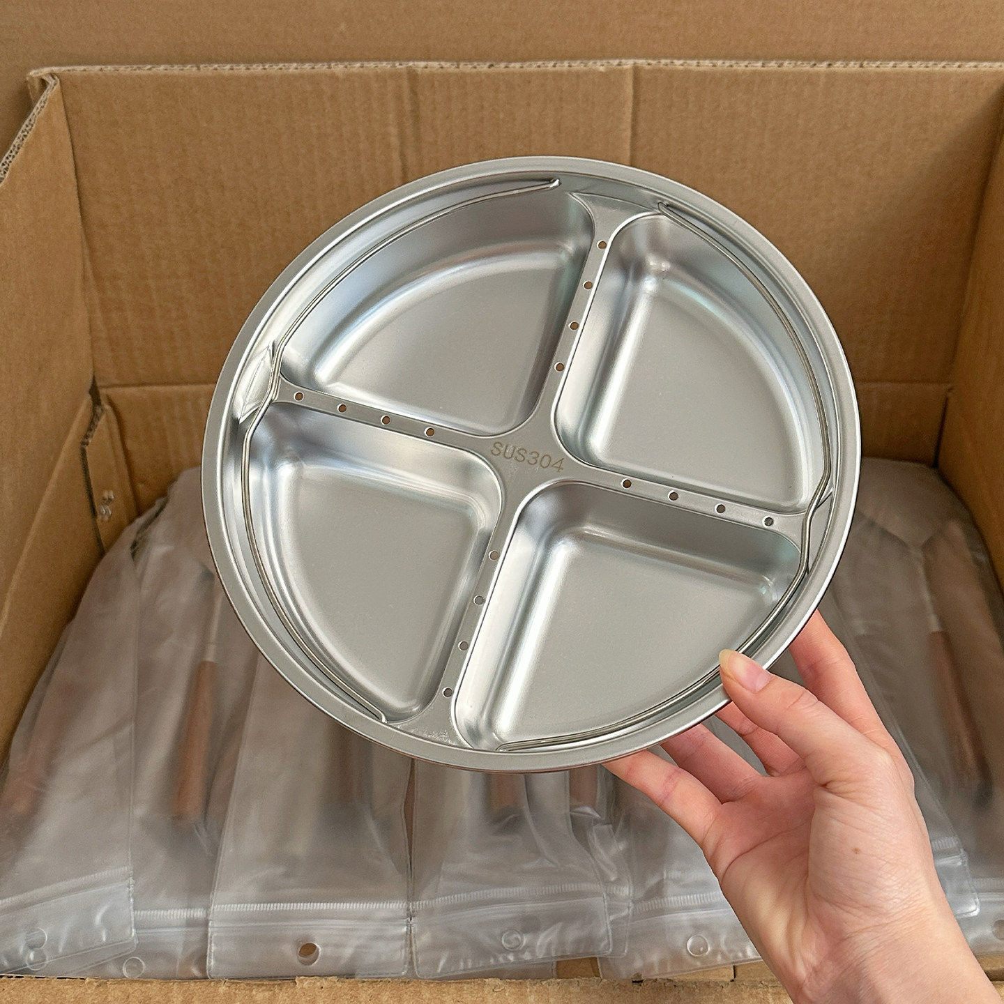 四格蒸盘304不锈钢婴儿宝宝辅食蒸盘电饭锅内蒸笼分格蒸菜蒸米饭,厨房/烹饪用具,蒸格/蒸片/蒸架,淘宝优惠券,粉丝福利购,淘宝优惠卷