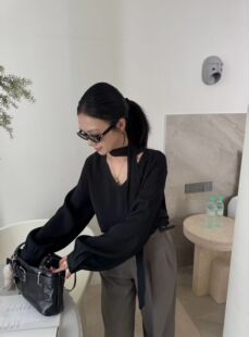 V领飘带衬衫 欧洲站2026年春夏新款 时尚 BF正品 宽松防晒衣衬衣 女装