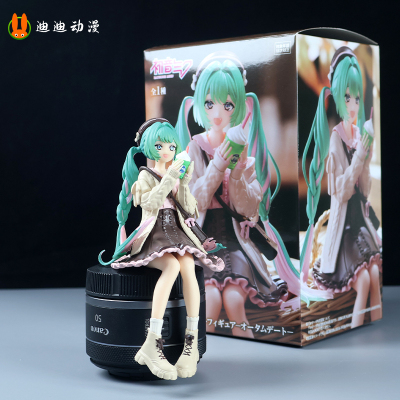 初音未来手办公主殿下MIKU秋服针织衫休闲奶茶压泡面桌面摆件女生