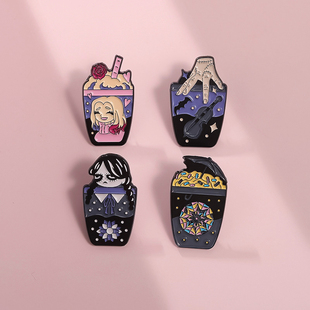 小女孩手杯子胸针哥特式金属徽章衣服背包装饰品笔袋挂件别针勋章