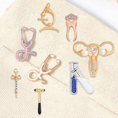 系列胸针创意卡通衣服书包徽章