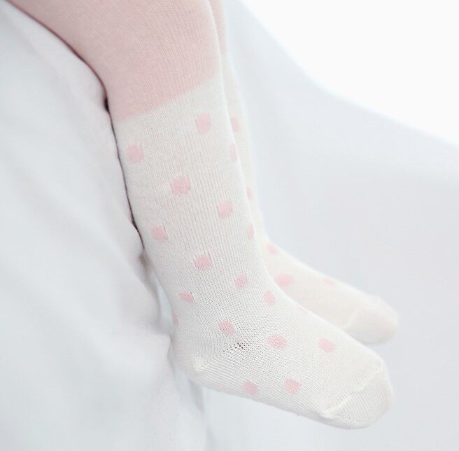 韩国进口婴儿童棉连裤袜子春夏棉质波点男女宝宝大pp加档打底裤