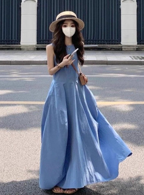 小个子度假风气质蓝色背心连衣裙女夏季新款设计感收腰显瘦a字裙