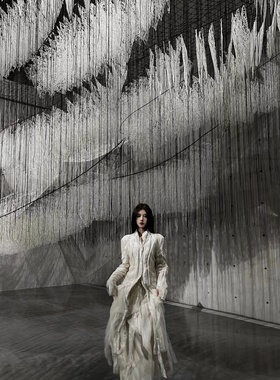 Jagee Chen · 米白插片羊毛长外套 PARTOU品牌集合店