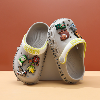 男童洞洞鞋儿童拖鞋2025夏季新款