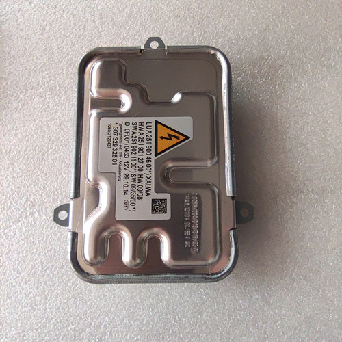 奔驰251大灯模块R320R400