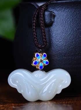 新疆和田玉羊脂玉白玉青白玉聪明伶俐菱角吊坠男女款挂件玉坠玉佩