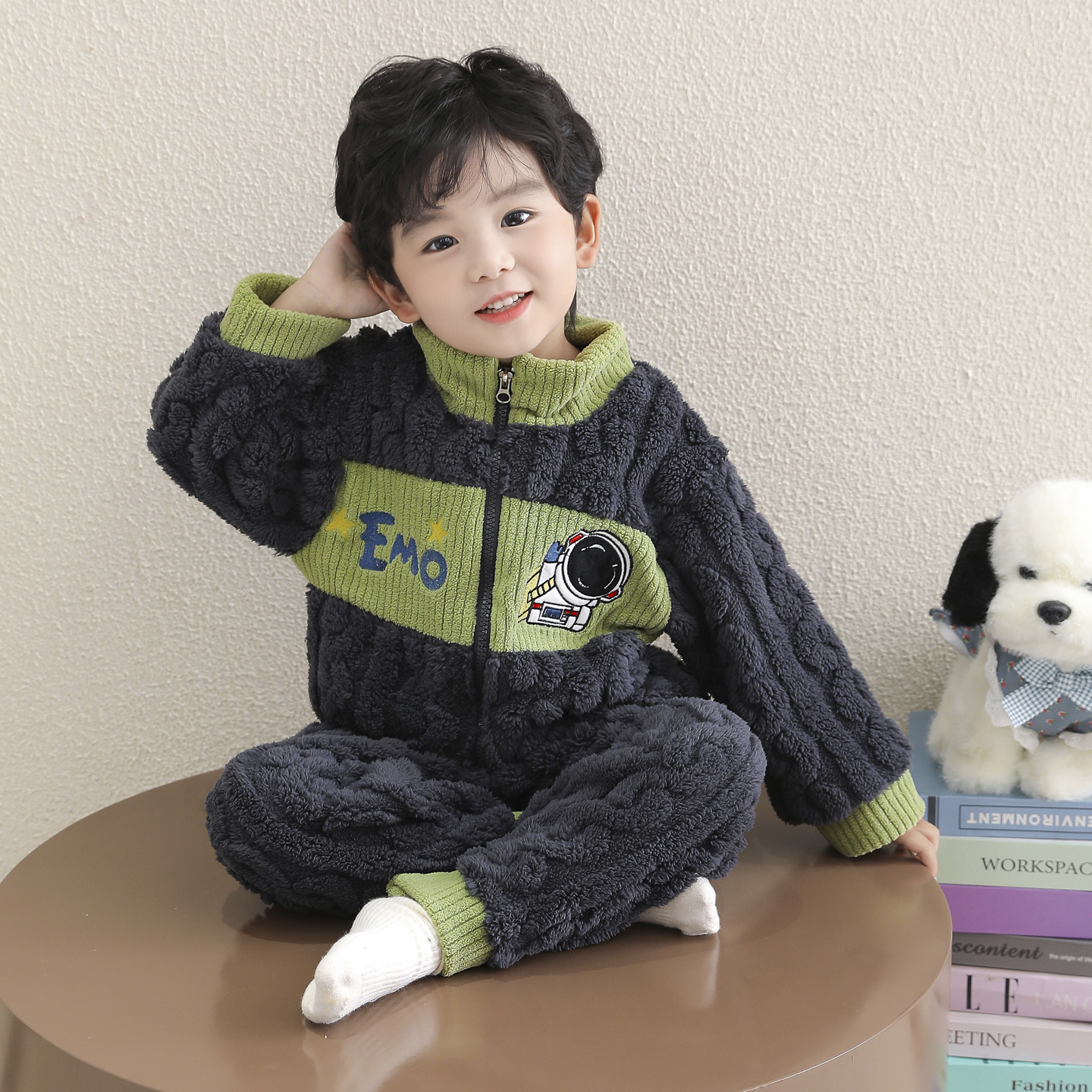 男童法兰绒睡衣秋冬季珊瑚加厚加绒男童宝宝儿童家居服新款套装