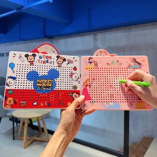 2025年创意正版迪士米妮米奇公主解压磁吸画板钥匙扣儿童玩具