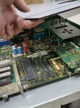 可维修议价RAC3.5-150-460-A00-W1-220有一台，拆