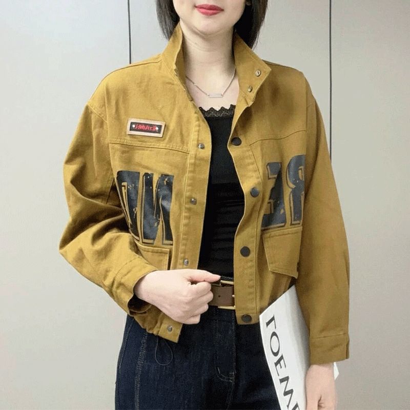 2025春季韩版立领字母牛仔短外套时尚休闲洋气减龄妈妈装上衣女士