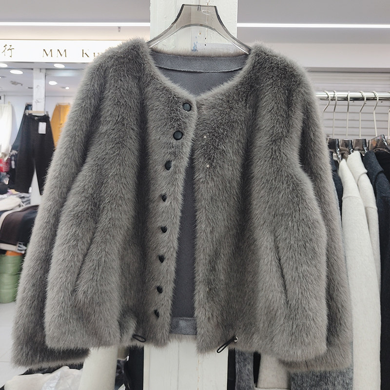 水貂绒短外套女小个子2025秋冬新款高级感时尚洋气小香风皮草上衣,女装/女士精品,短外套,淘宝优惠券,粉丝福利购,淘宝优惠卷